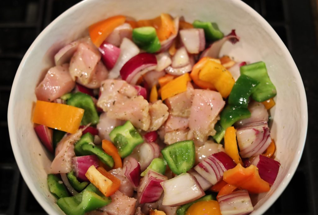 bowl of chicken and vegetables 
