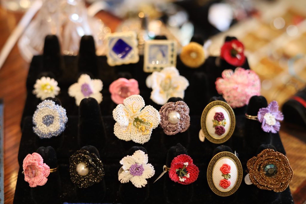 lace jewelry