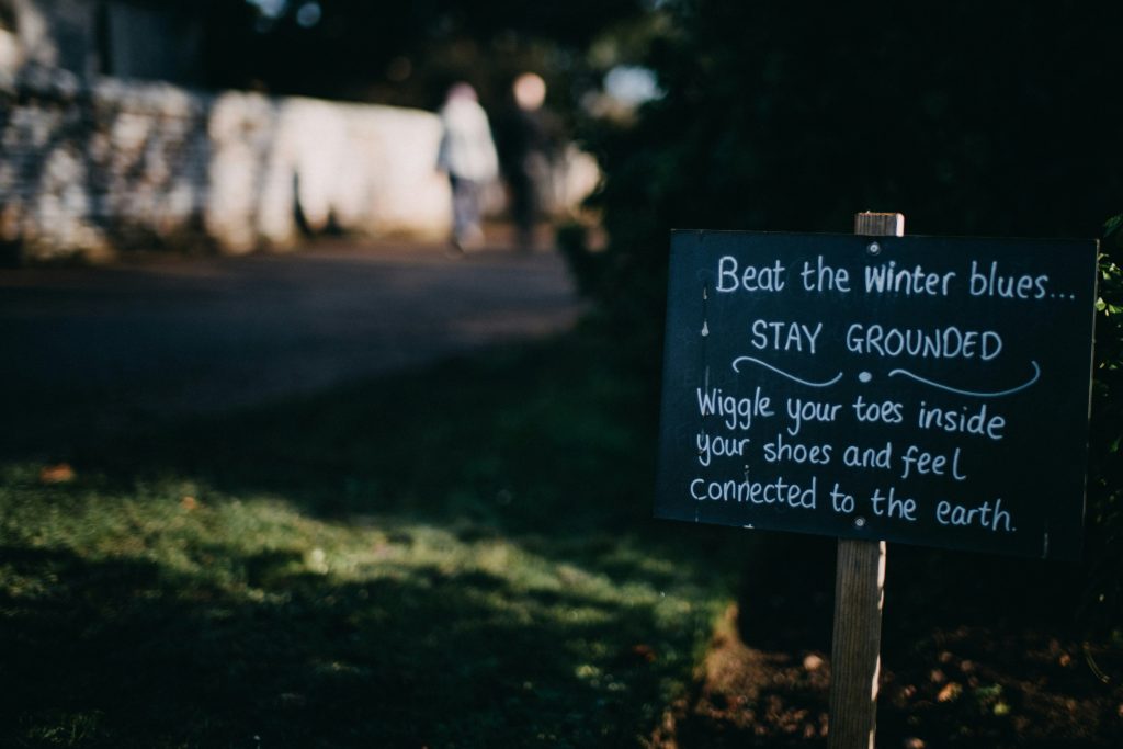 sign about grounding